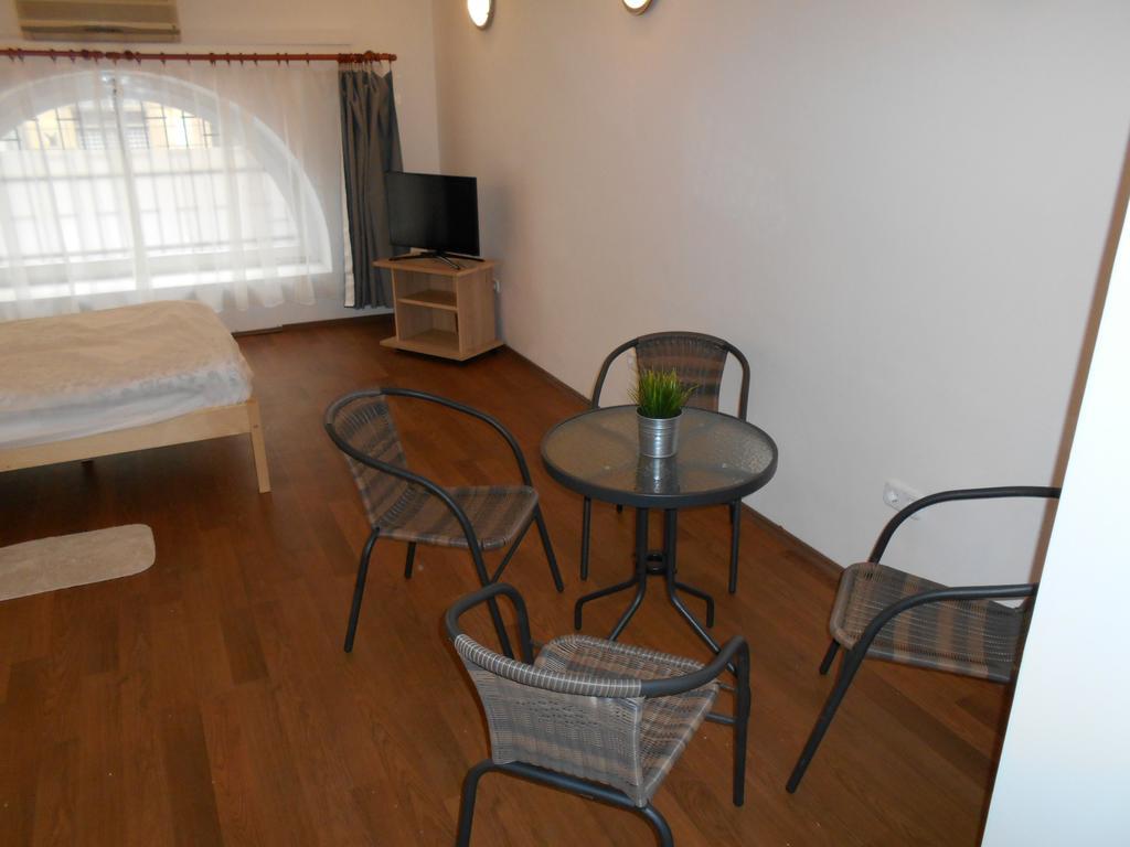 Appartement Apartman Vorosmarty à Budapest Extérieur photo